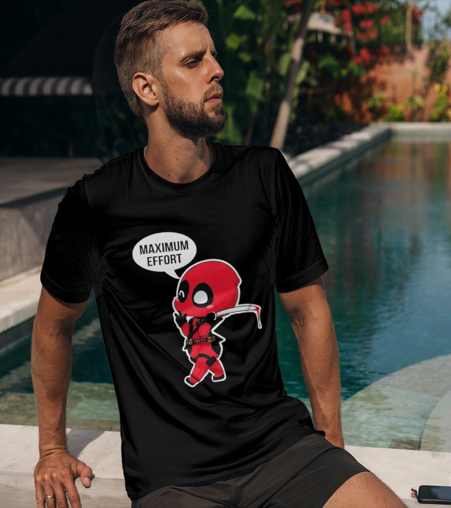 Deadpool Chibi Costume Maximum Effort Speech Bubble T-Shirt