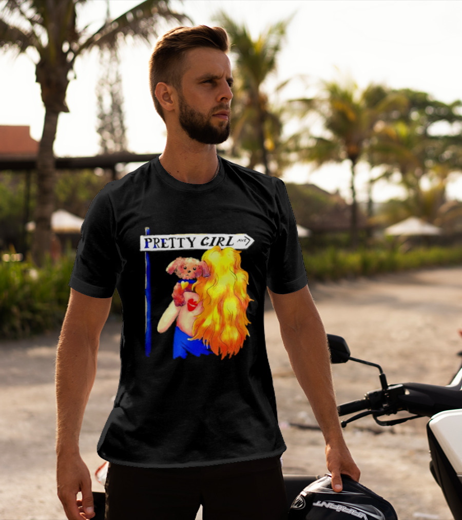 Pretty Girl Avenue Blonde Woman With Teddy Bear And Heart Tattoo T-Shirt