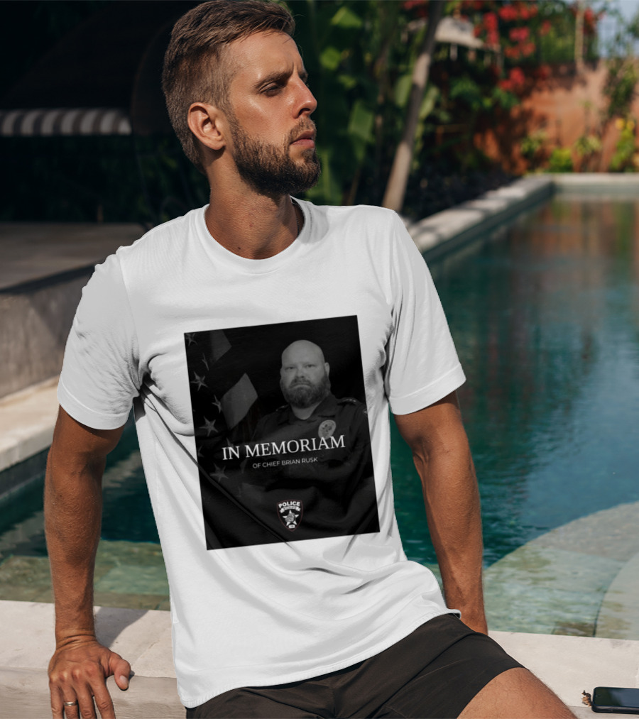 In Memoriam Of Chief Brian Rusk Police Service Honor American Flag T-Shirt