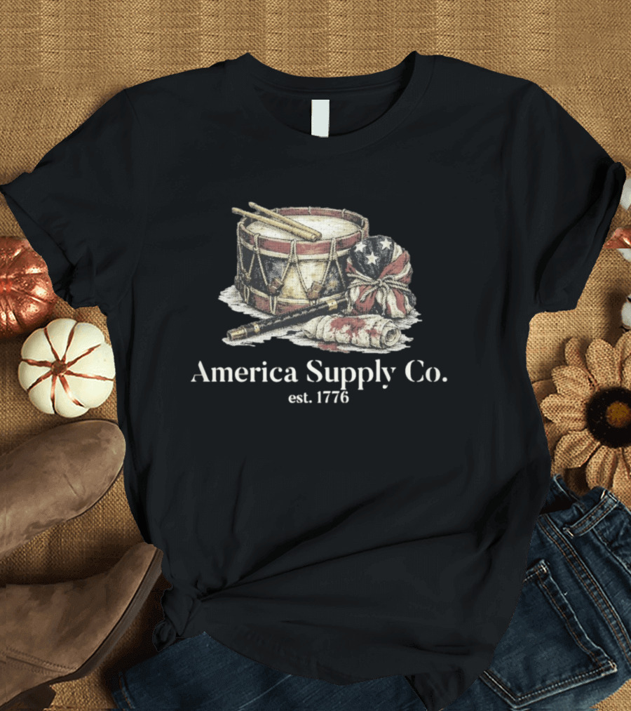 America Supply Co. Est. 1776 Drum And Fife With American Flag Props T-Shirt