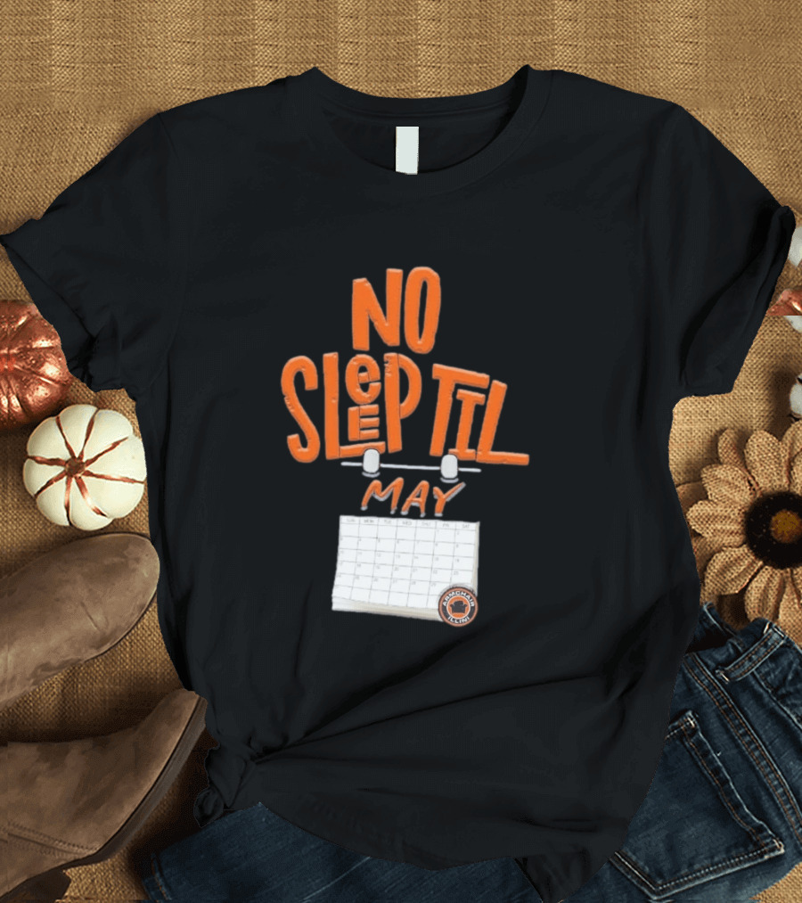 No Sleep Til May Armchair Illinois Fighting Illini Calendar T-Shirt