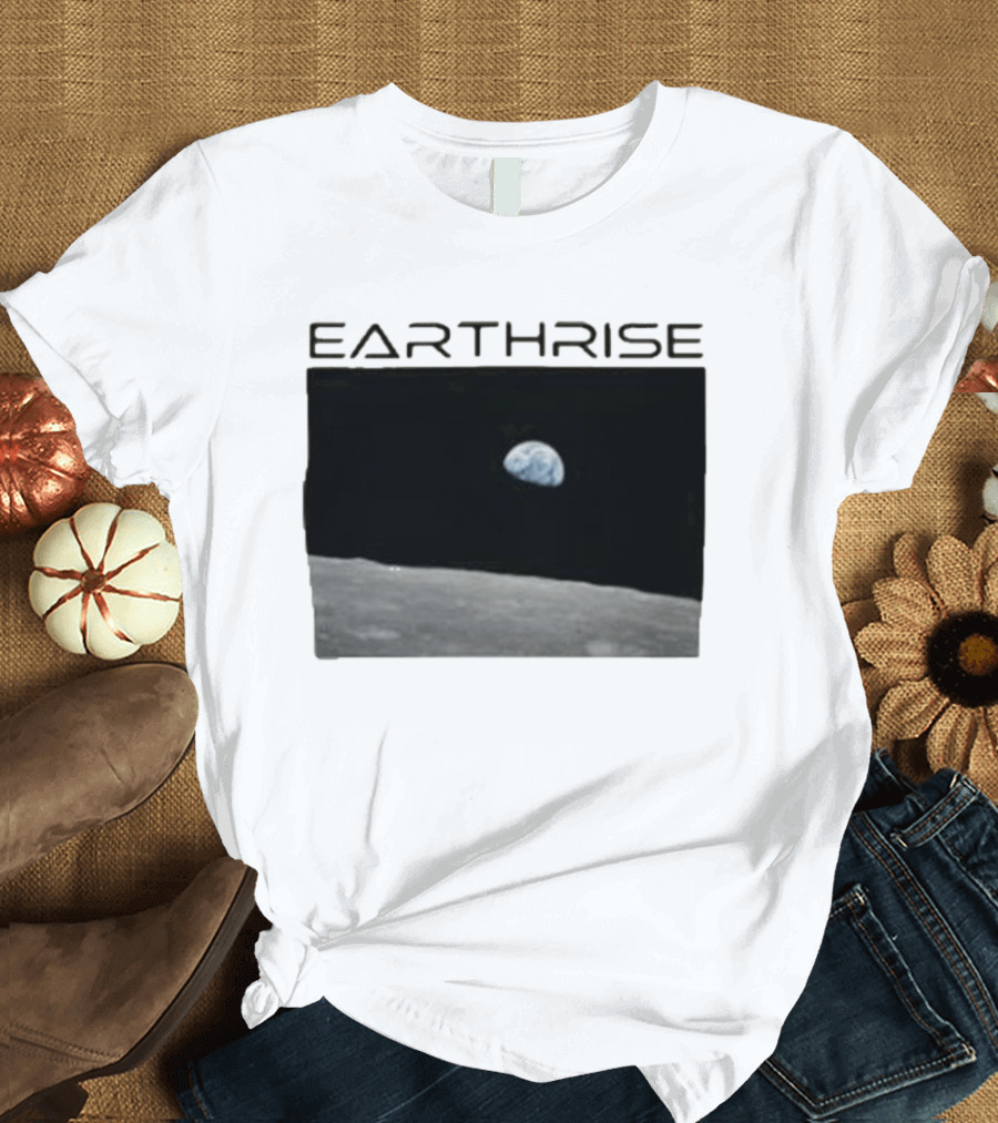 Artemis Mission Earthrise Moon View T-Shirt
