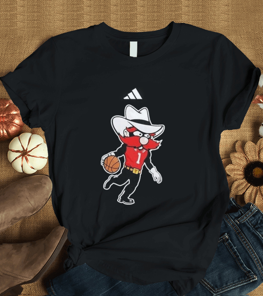 Texas Tech Red Raiders Basketball Wreck 'Em Raider Mascot Playing Basketball T-Shirt
