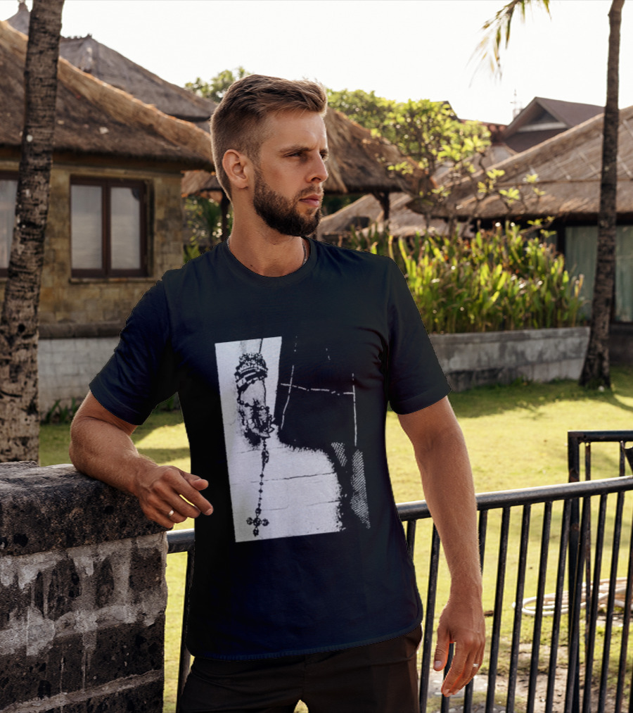 The Pretty Reckless Rosary Baphomet XScreaming T-Shirt