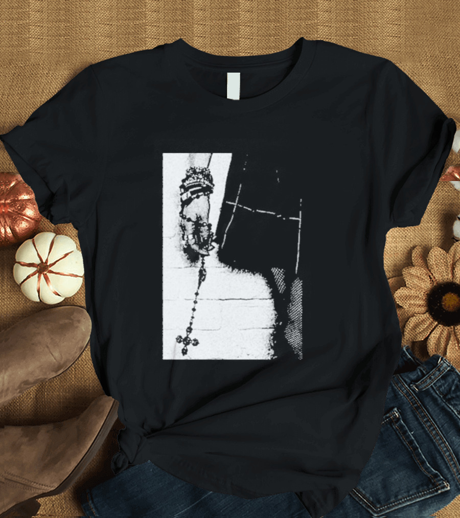 The Pretty Reckless Rosary Baphomet XScreaming T-Shirt