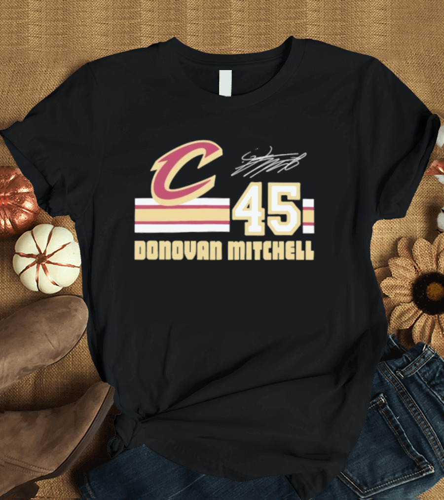 Cleveland Cavaliers Donovan Mitchell 45 Signature NBA T-Shirt
