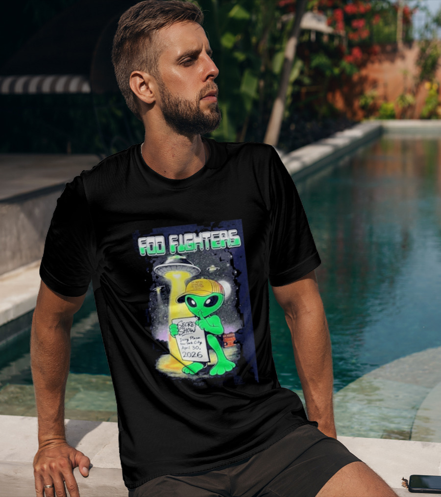 Foo Fighters Secret Show UFO Alien Theme NYC Irving Plaza April 30 2026 T-Shirt