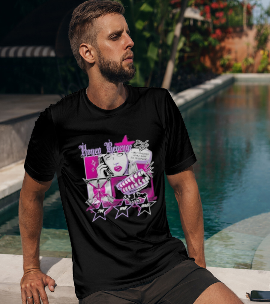 Honey Revenge Comic Style Pink And Black Lips Starburst T-Shirt
