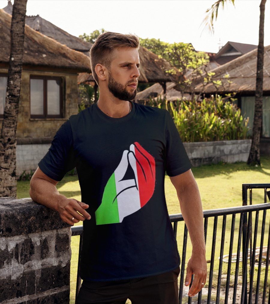 Italian Hand Gesture Ma Che Vuoi Green White Red T-Shirt