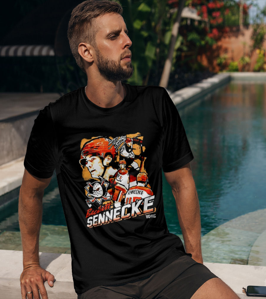 Beckett Sennecke Oregon Ducks Hockey Collage T-Shirt