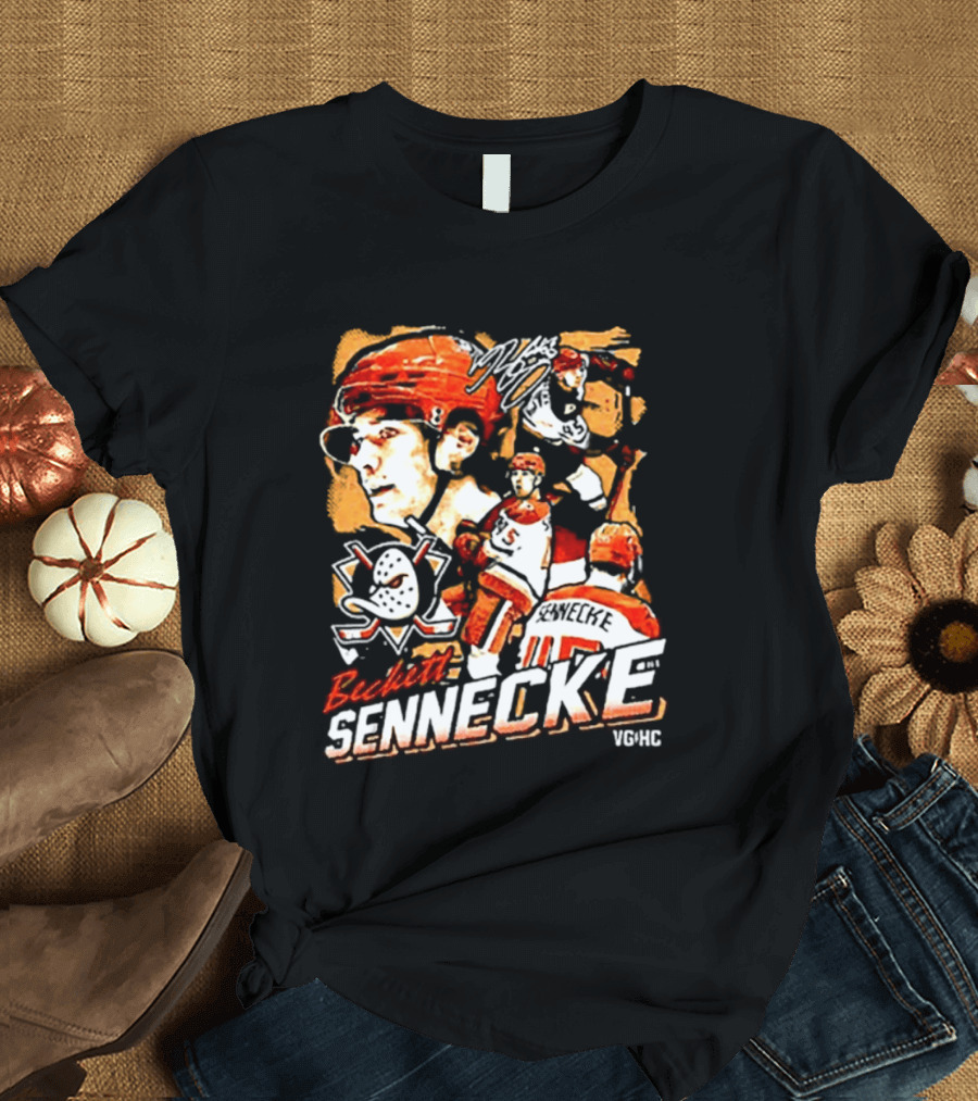 Beckett Sennecke Oregon Ducks Hockey Collage T-Shirt