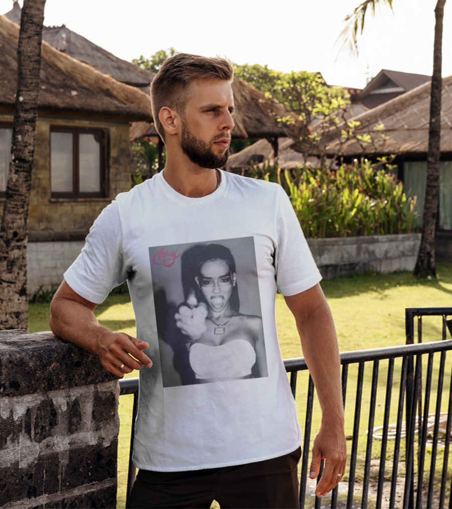 Chxrry Fashion Expression T-Shirt