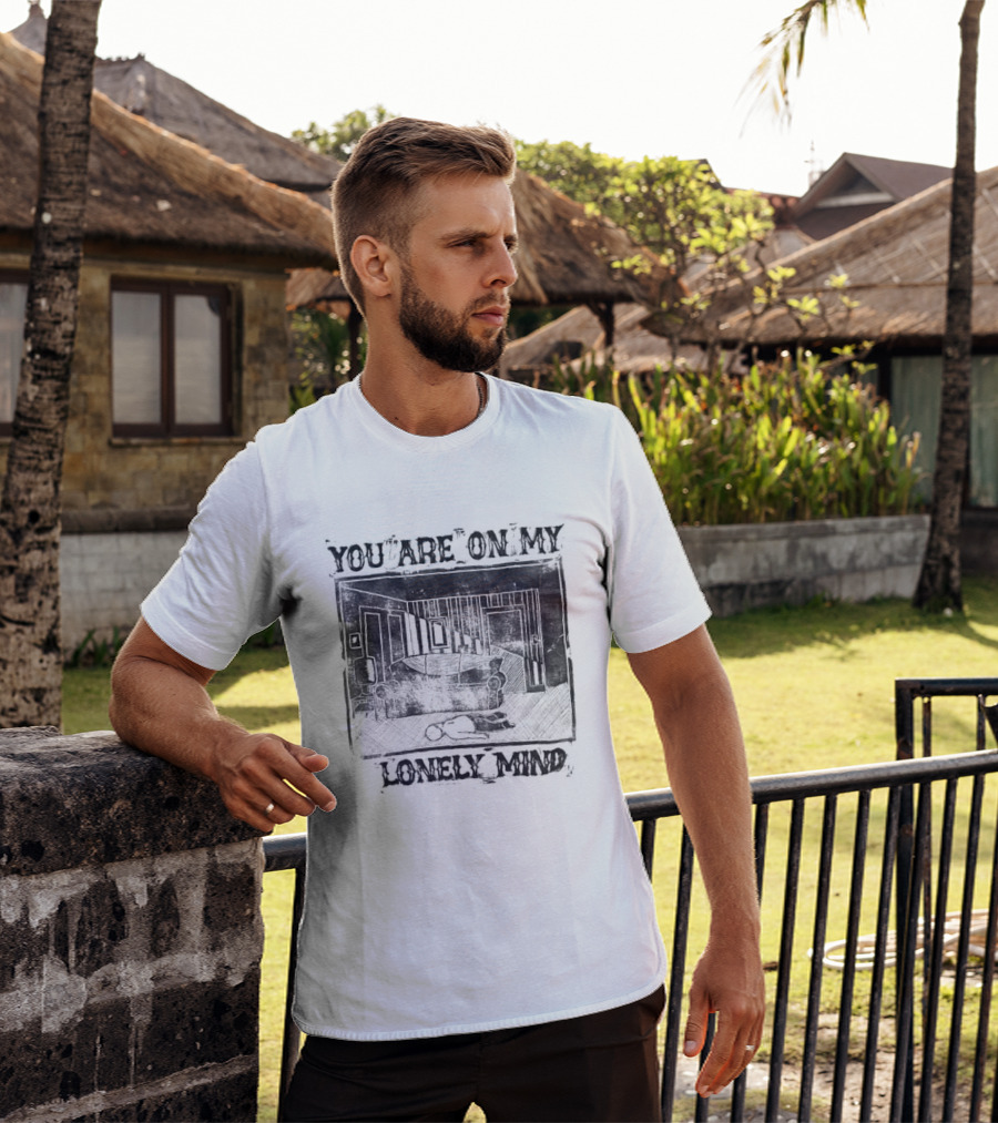 You Are On My Lonely Mind Vintage Country House Scene T-Shirt