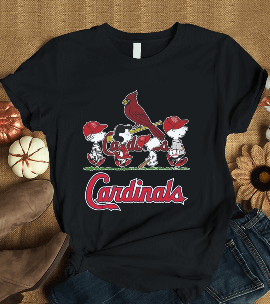 St. Louis Cardinals Peanuts Snoopy Charlie Brown Lucy Baseball T-Shirt
