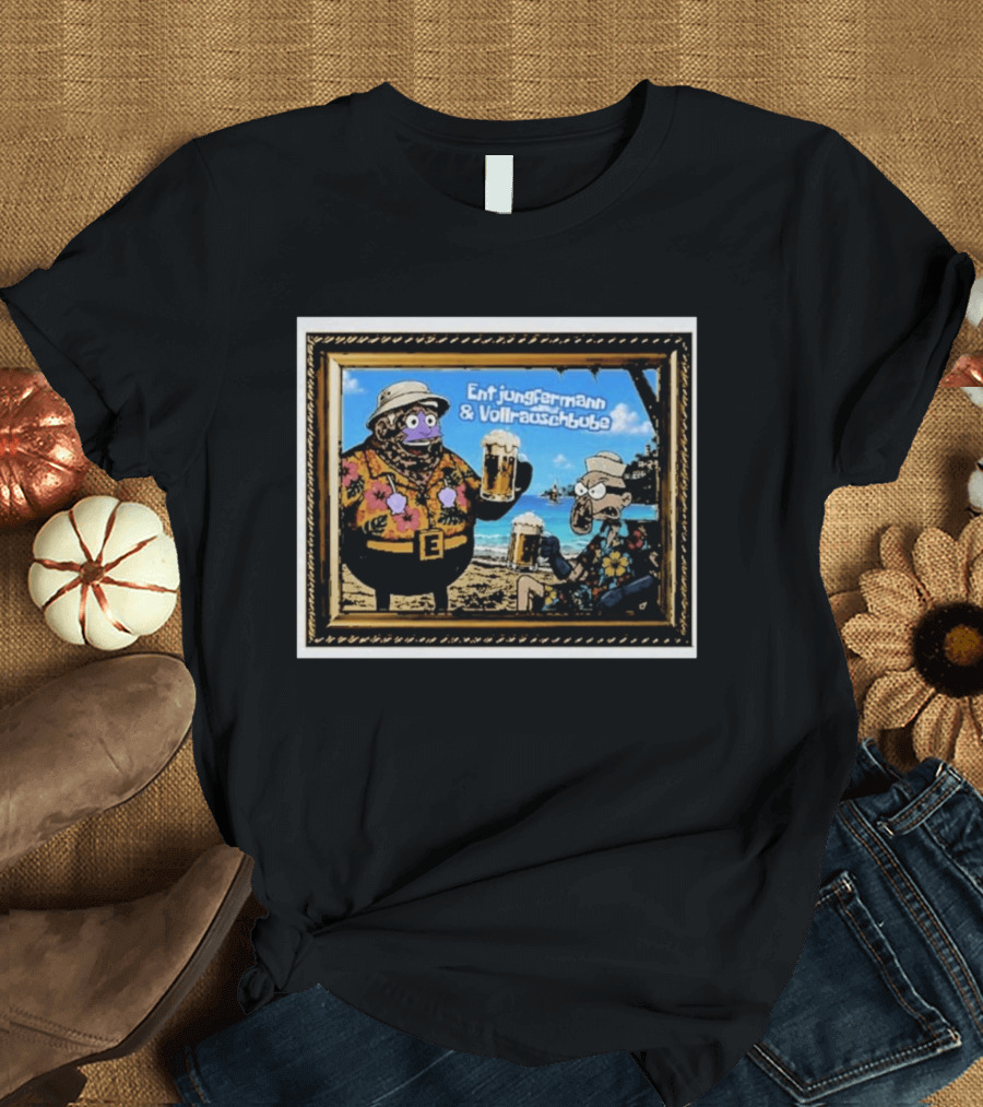 Entjungfermann And Vollrauschbube Tropical Beach Cartoon Characters Cheers With Beer T-Shirt