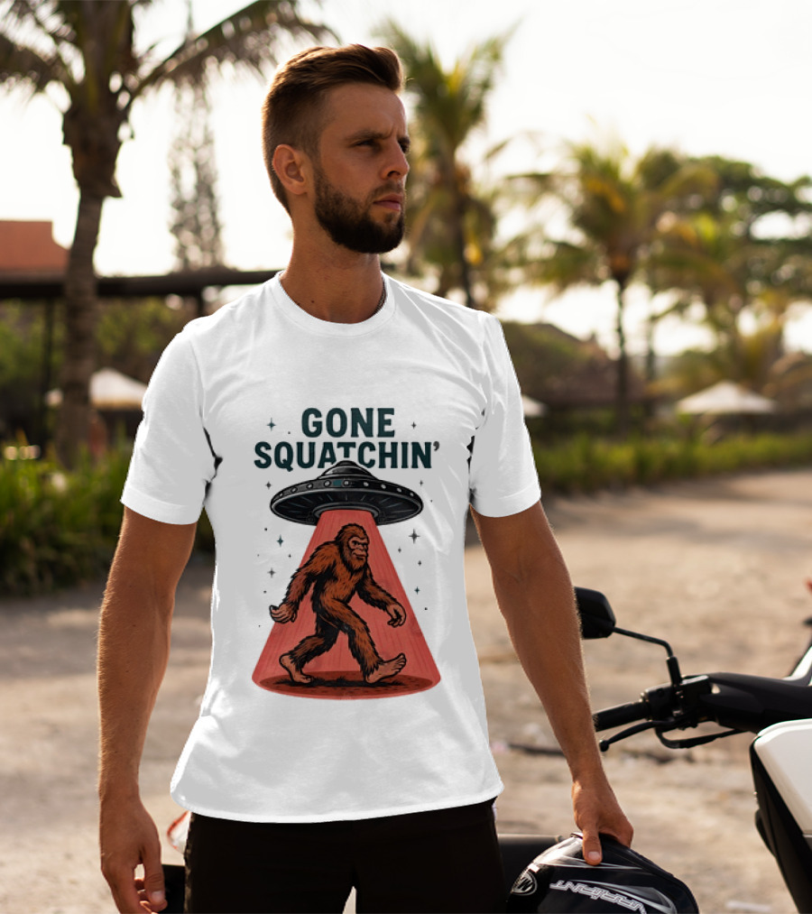 Gone Squatchin' Bigfoot Sasquatch UFO Abduction Beam T-Shirt