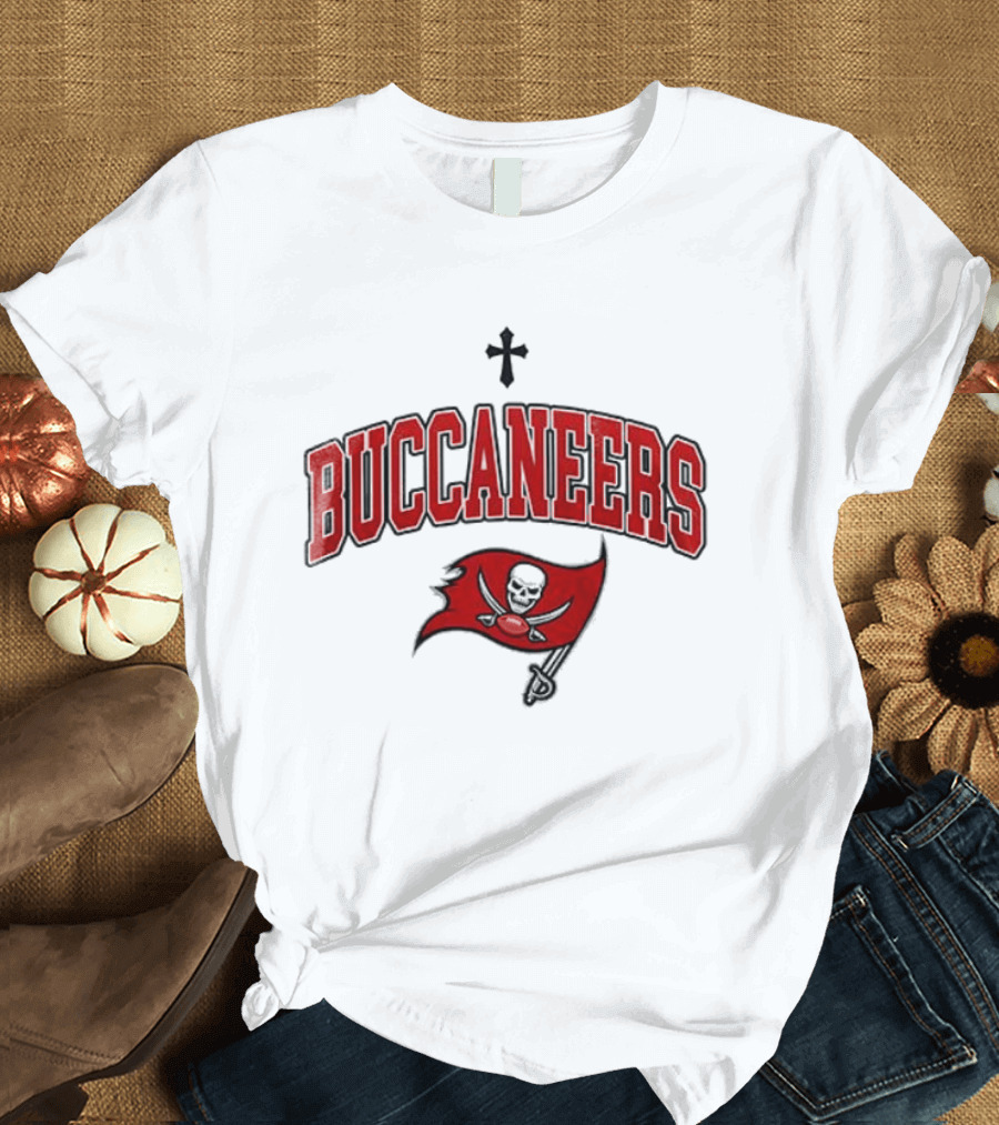 Tampa Bay Buccaneers Jesus Cross Skull Flag Lifetime Member T-Shirt