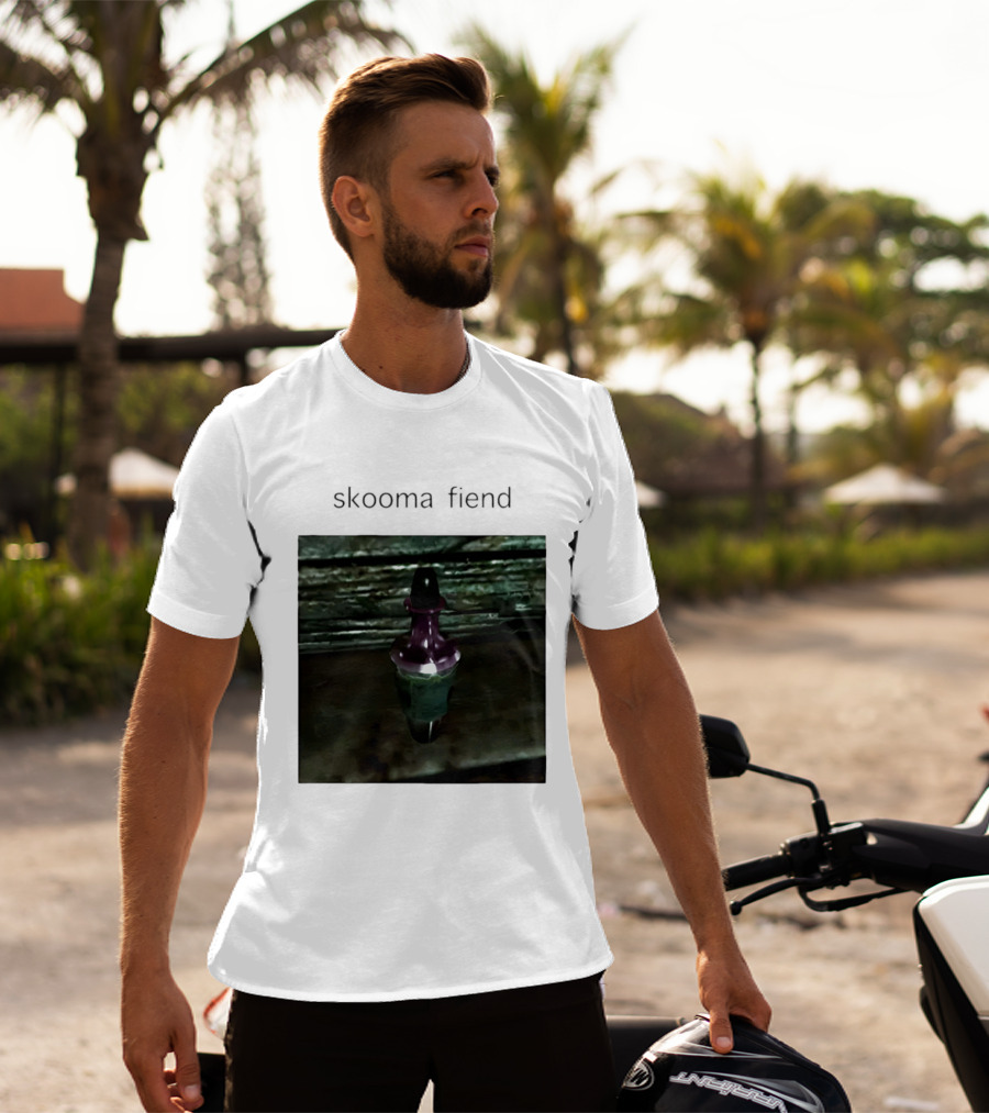 Skooma Fiend Skyrim Potion Character Reference T-Shirt