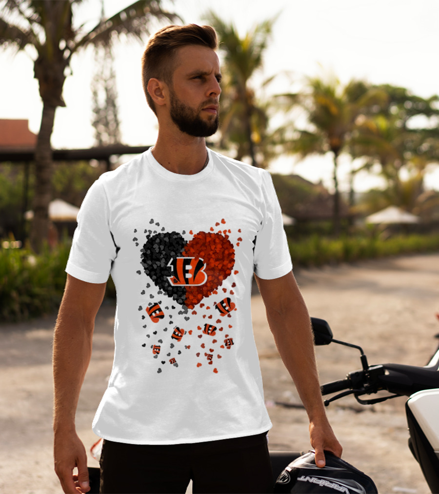 Cincinnati Bengals Heart 2026 Football Fan Love Collection T-Shirt