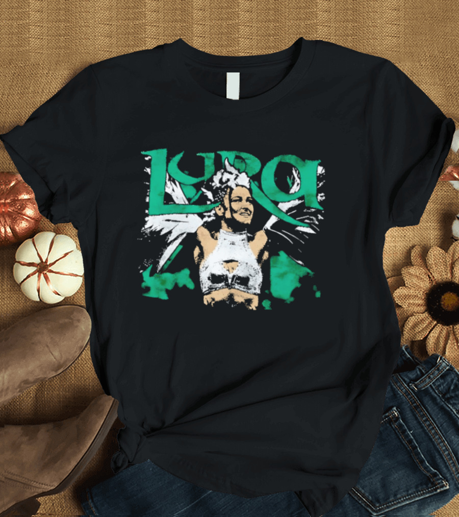 Lyra Valkyria WWE Wrestling White Outfit Green Accents T-Shirt