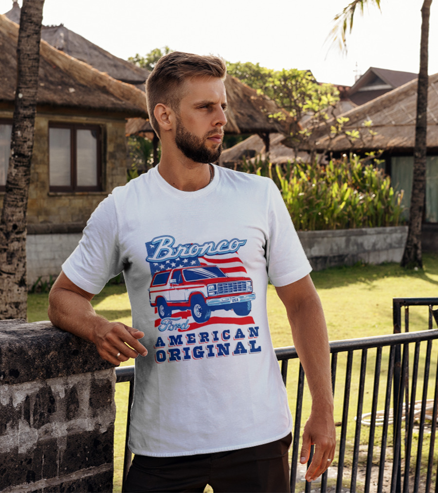 Bronco Ford American Original Vintage Truck Classic Stars And Stripes T-Shirt