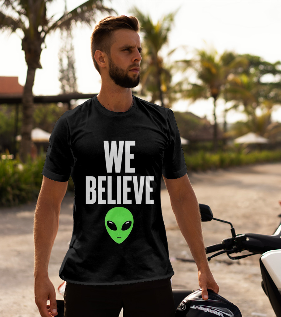 We Believe Alien Green Head Basketball Fans Go Spurs Go T-Shirt