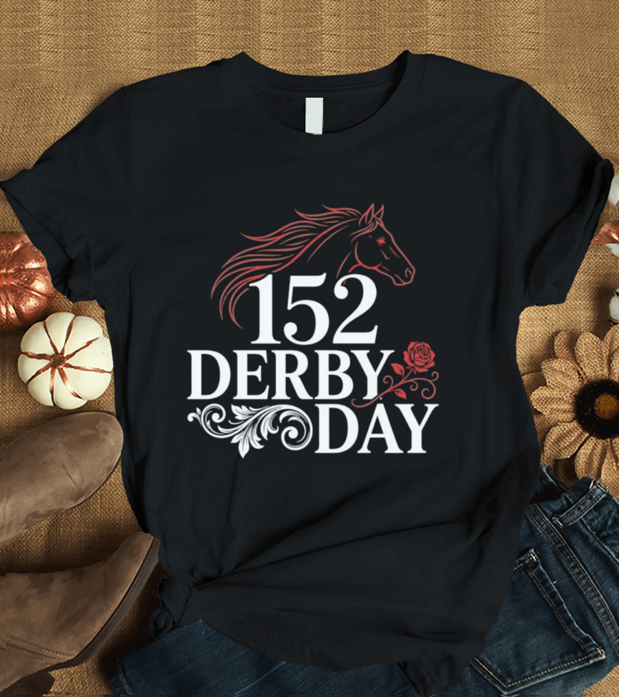 152 Derby Day Horse Racing Event With Floral And Horse Head T-Shirt