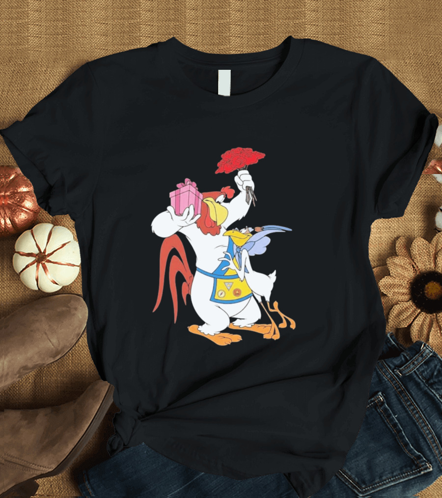 Foghorn Leghorn Miss Prissy Holding Roses And Gift Valentine Looney Tunes T-Shirt