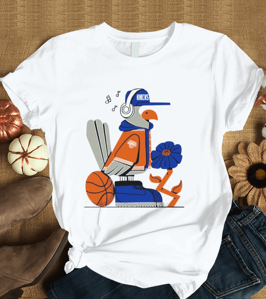 New York Knicks Go Go Go Bird With Cap And Basketball T-Shirt