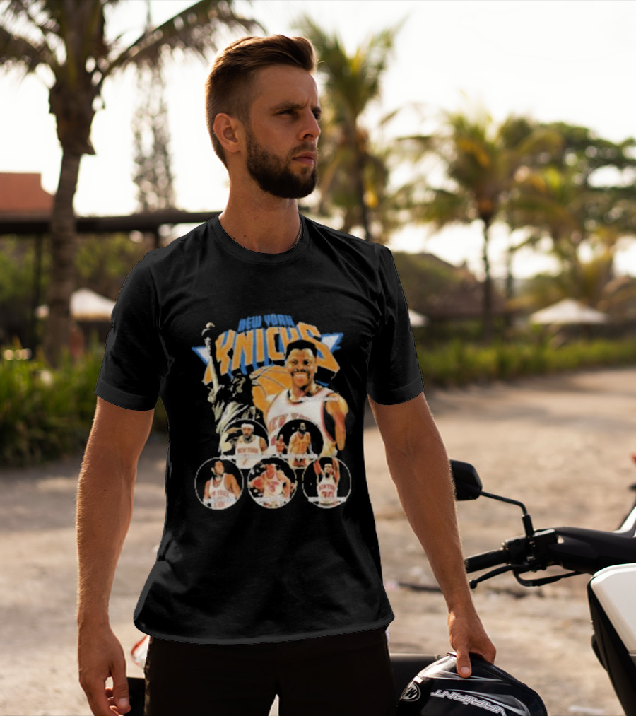 New York Knicks Basketball Legends Collection T-Shirt