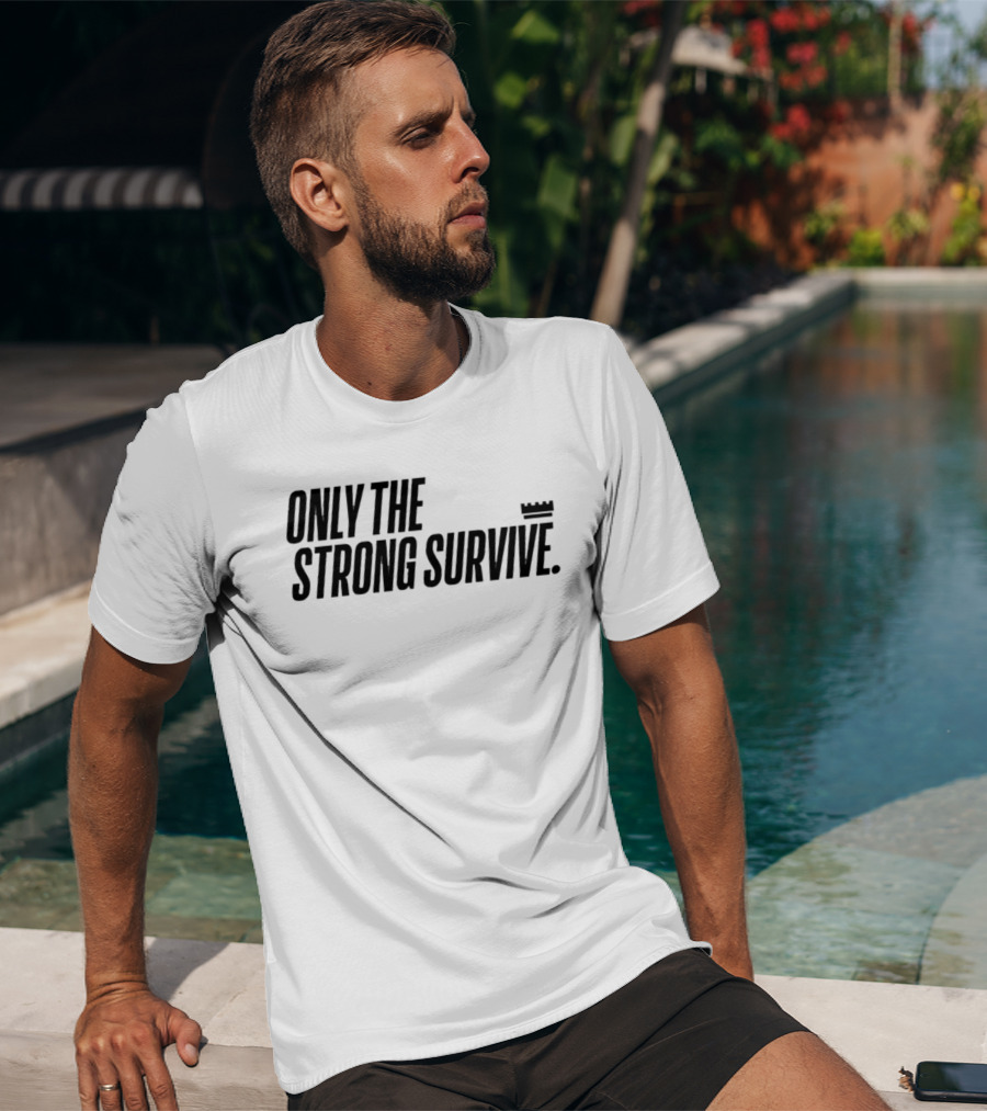 New York Knicks Only The Strong Survive T-Shirt