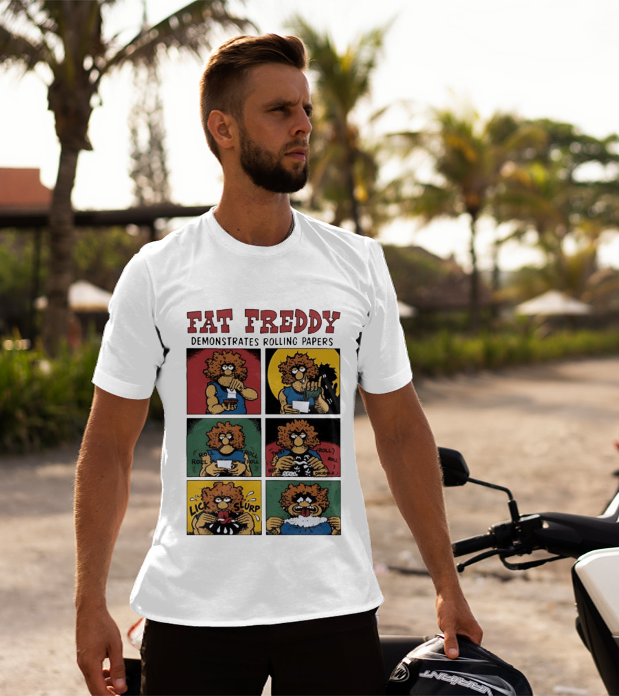 Fabulous Furry Freak Brothers Fat Freddy Rolling Papers Guide Comic Panels T-Shirt