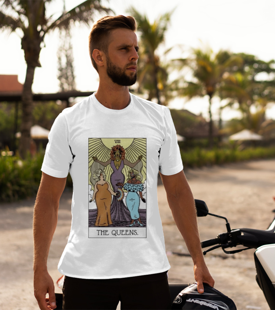 The Queens VIII Tarot Card Empowerment And Elegance T-Shirt