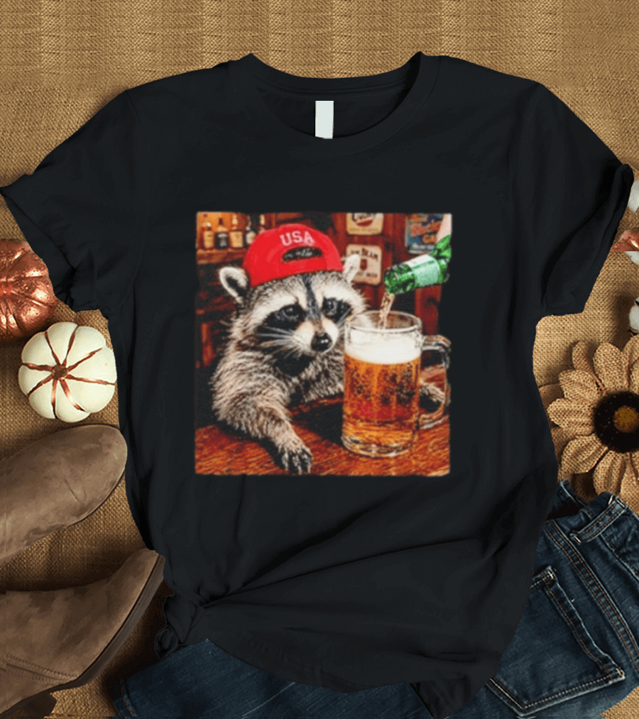 Patriotic Raccoon USA Hat Drinking Beer In Bar Scene T-Shirt