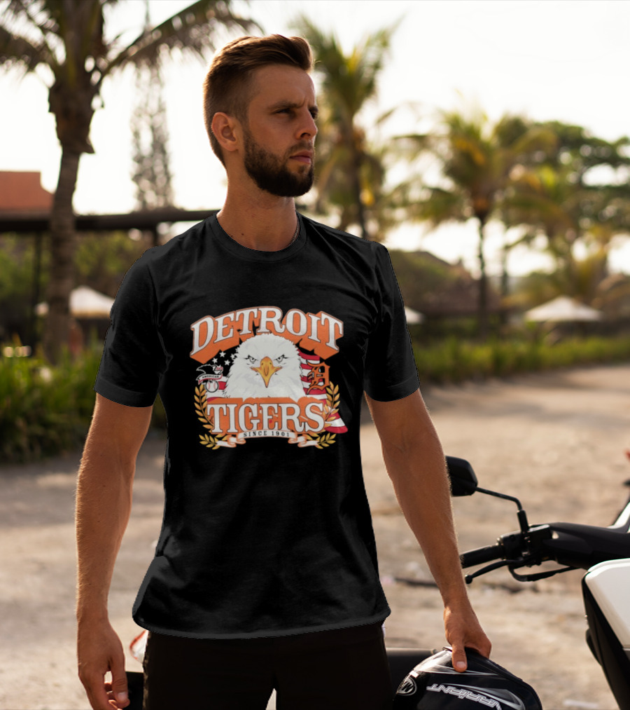 Detroit Tigers Eagle Emblem With American Flag And Stars T-Shirt