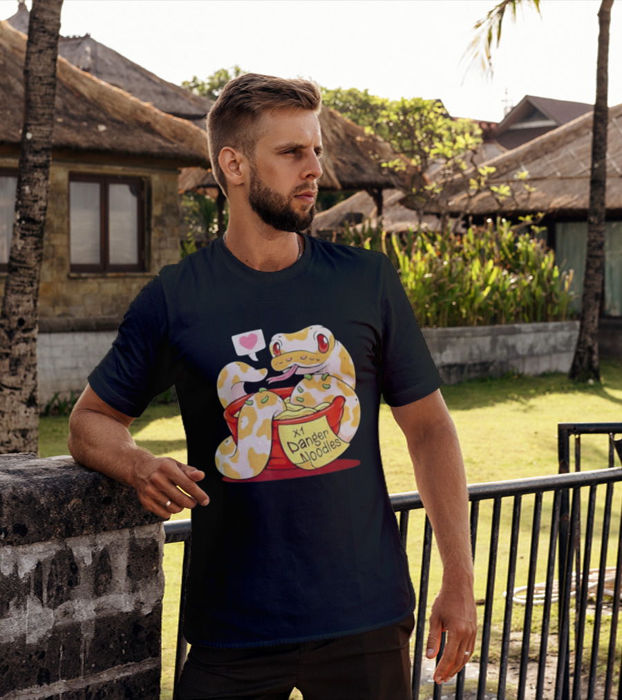 Snake Love X1 Danger Noodles Cartoon Cute Snake With Heart Speech Bubble T-Shirt