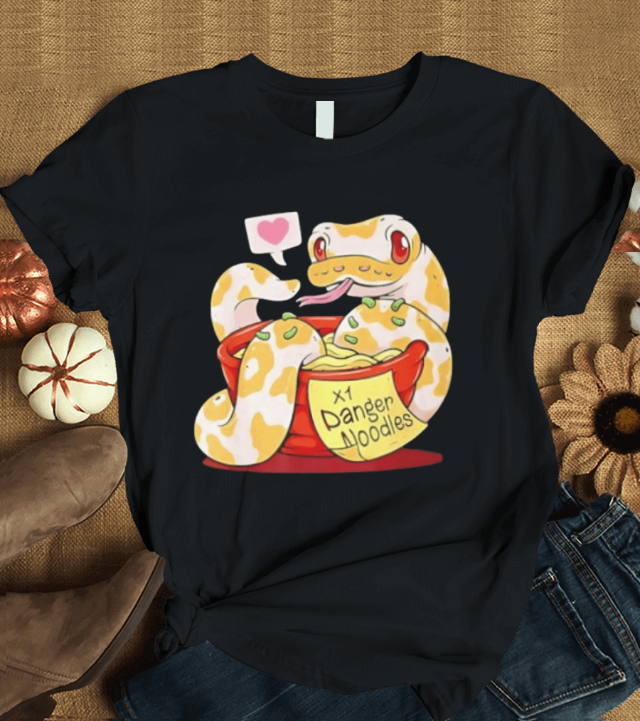 Snake Love X1 Danger Noodles Cartoon Cute Snake With Heart Speech Bubble T-Shirt