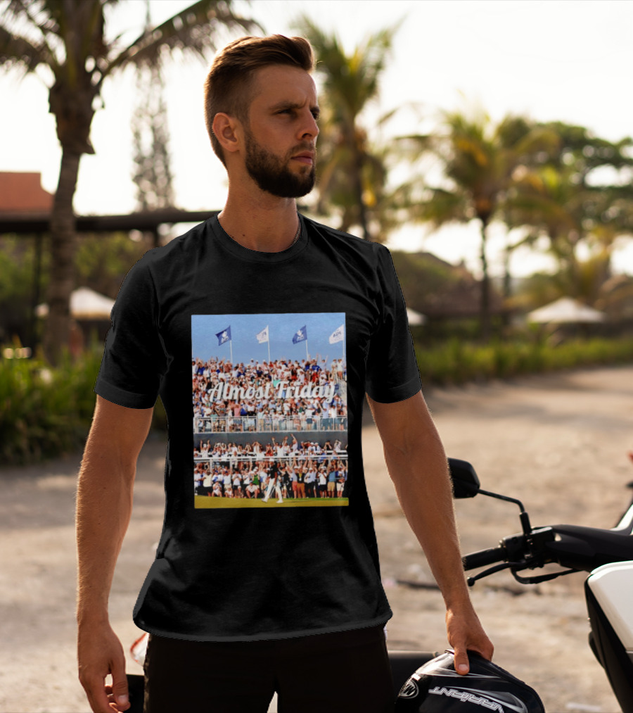 Almost Friday Aaron Rai Sinks 68 Foot Birdie Putt Crowd Celebration T-Shirt