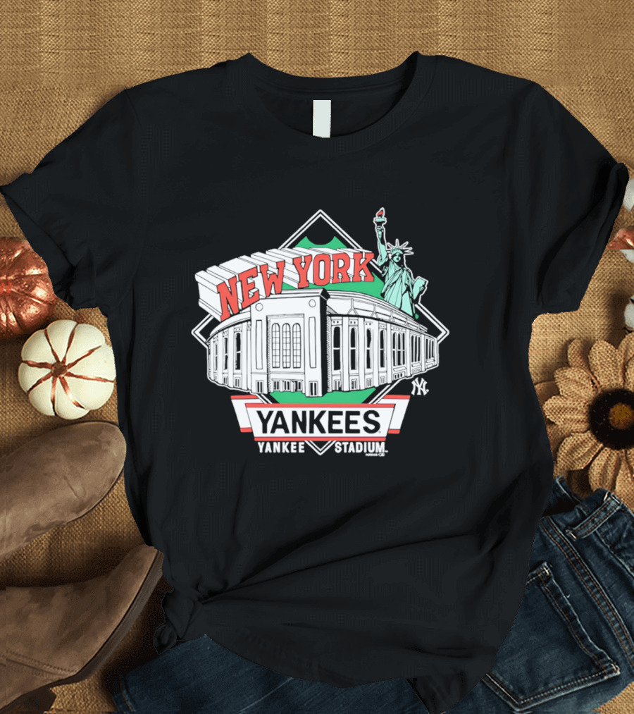 New York Yankees Yankee Stadium Facade Statue Of Liberty T-Shirt