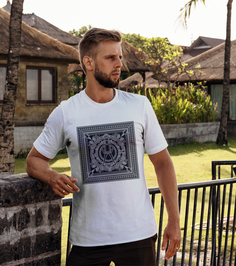 Aztec God Warrior Mesoamerican Calendar Stone Symbols Ancient Mexico Mythology T-Shirt