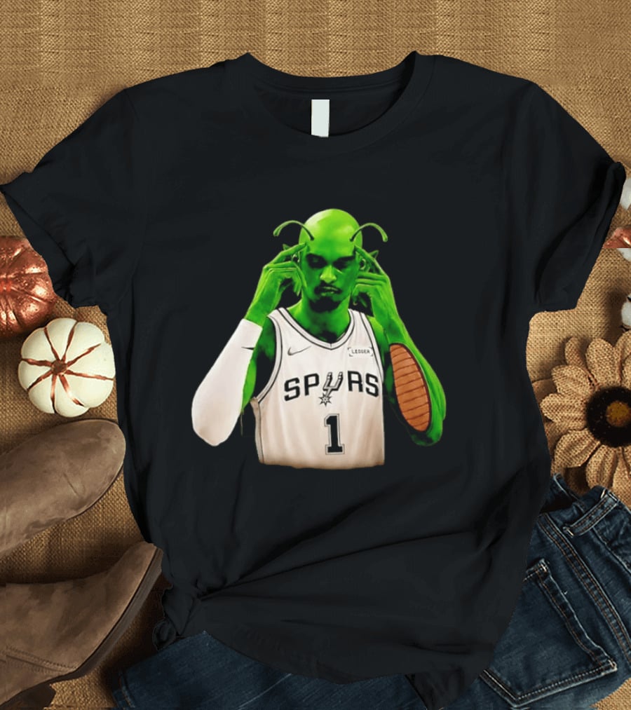 Keldon Johnson Piccolo Crossover San Antonio Spurs NBA 1 Ledger T-Shirt