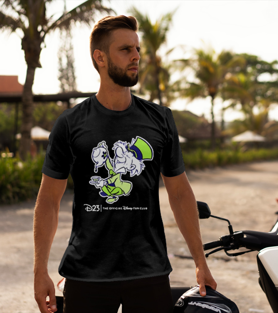 Miss Piggy Has Her Own Standard T-Shirt