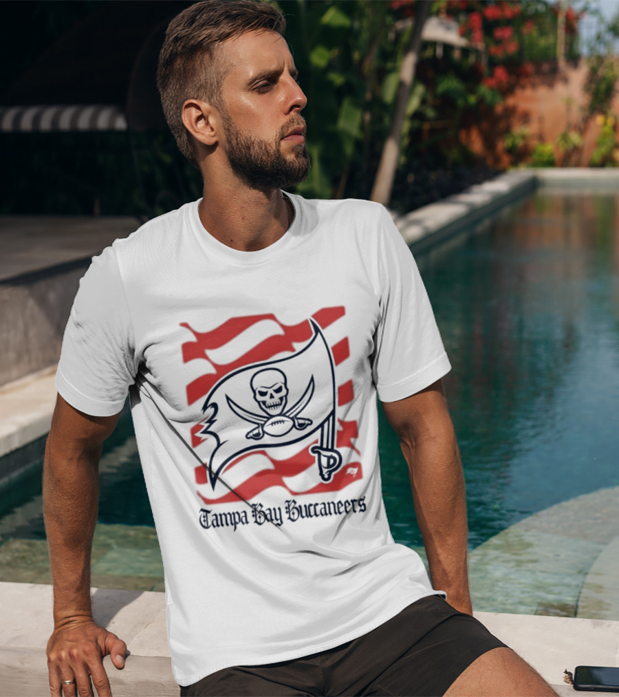 Tampa Bay Buccaneers Flag Skull And Cross Swords T-Shirt