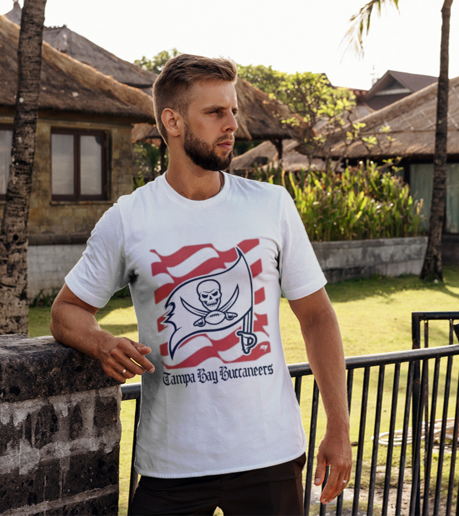 Tampa Bay Buccaneers Flag Skull And Cross Swords T-Shirt