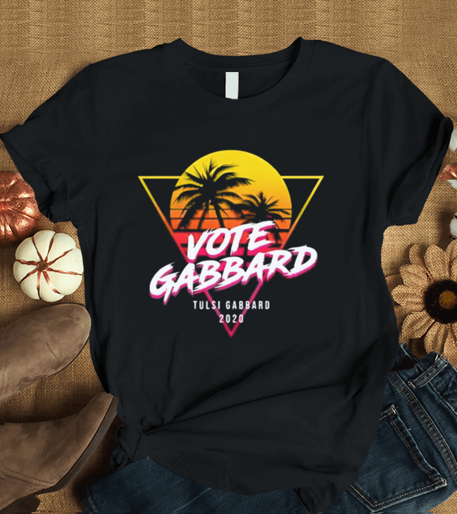 Vote Gabbard Tulsi Gabbard 2020 Sunset Palm Trees T-Shirt