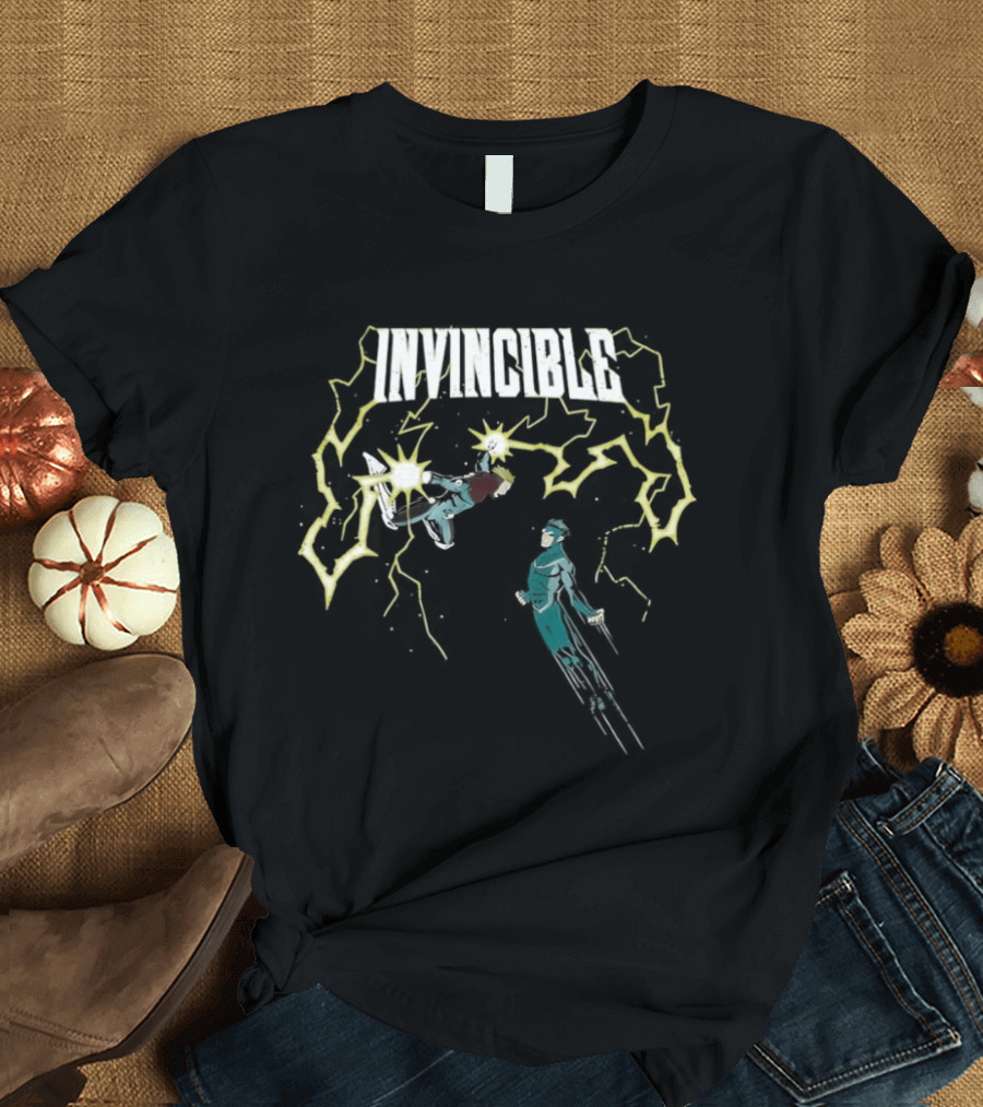 Invincible Vs Powerplex Lightning Battle T-Shirt