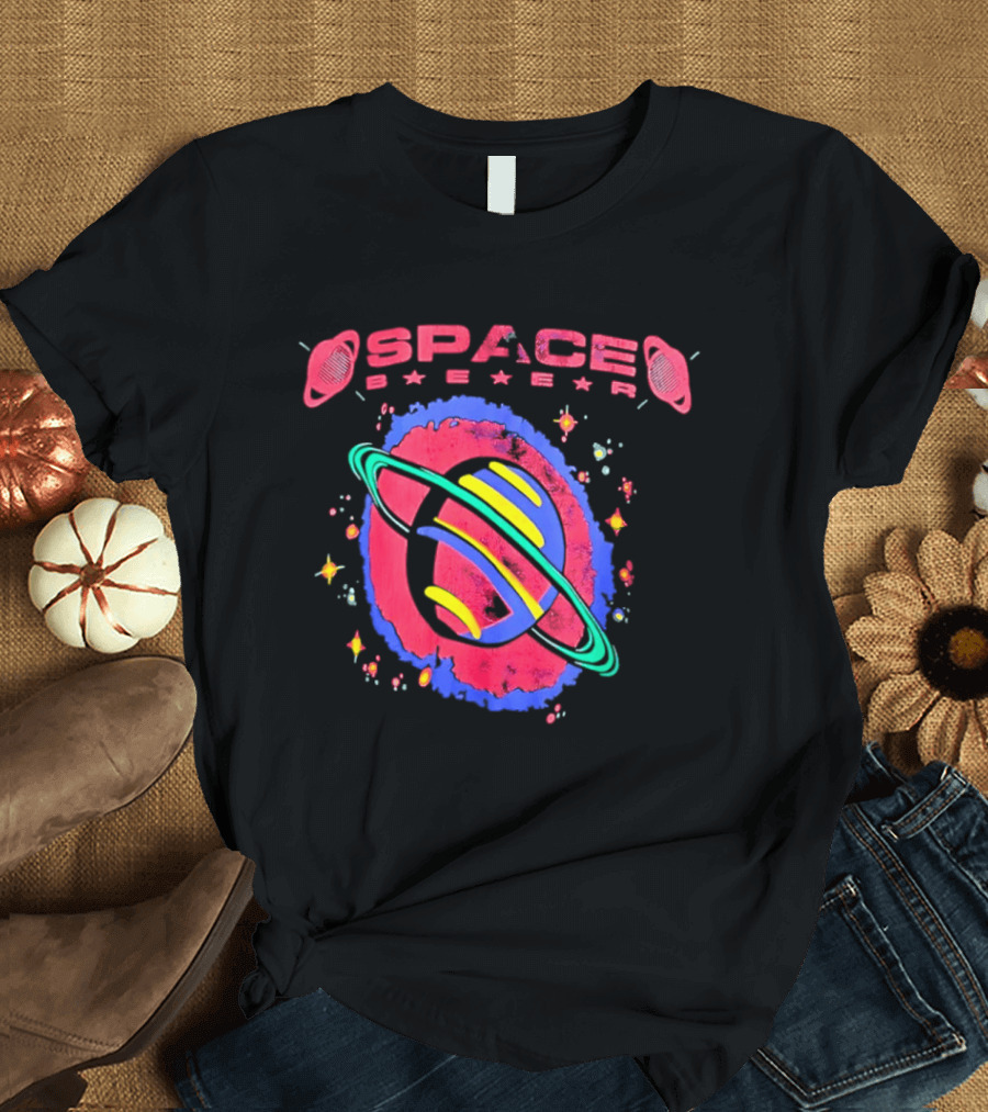 Space Baer Saturn Planet Cosmic Stars Aesthetic Universe 2026 T-Shirt