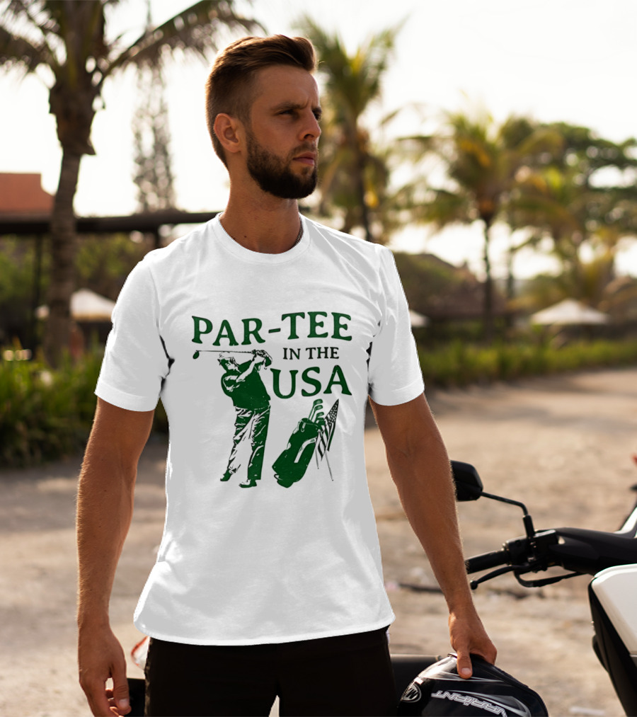 Par In The USA Golf Player With Clubs T-Shirt