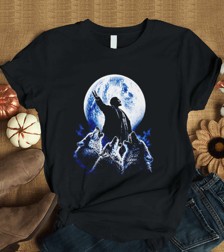 Vladimir Lenin Moon Wolves Howling Speaker T-Shirt