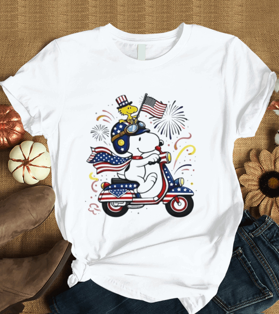 Snoopy Woodstock 250th Anniversary USA Patriotic Peanuts Celebration T-Shirt